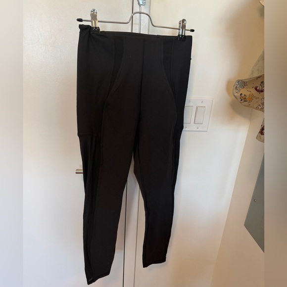 lululemon athletica Pants - lululemon athletica Black High-Rise Performance Leggings